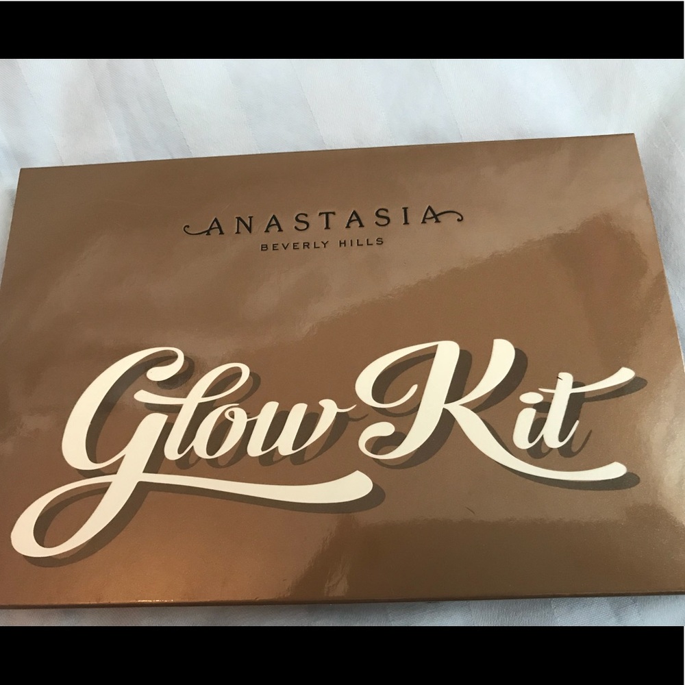 Anastasia Beverly Hills Glow Kit (Ultimate Glow)